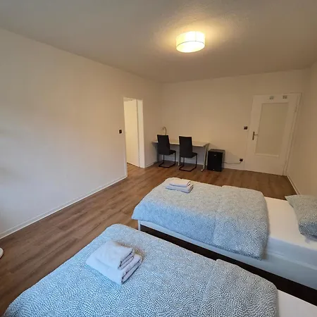 Doppelzimmer Fuer Bis Zu 4 Personen - 3 Og Séjour chez l'habitant